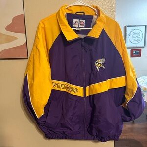 Vintage MN Vikings Windbreaker